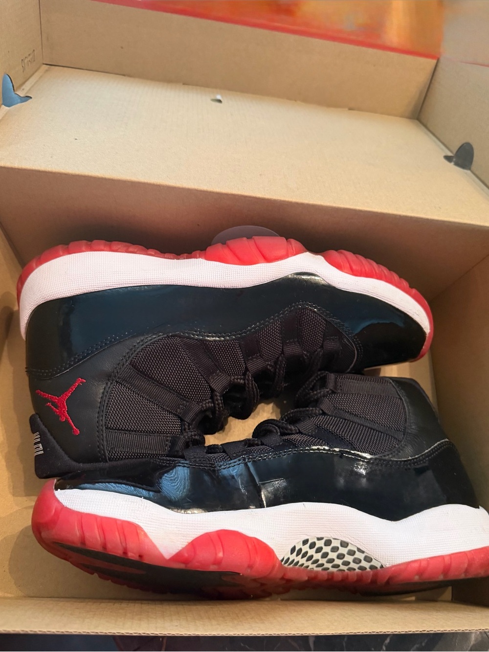 Nike Air Jordan 11 Retro "Bred" size 7 Men